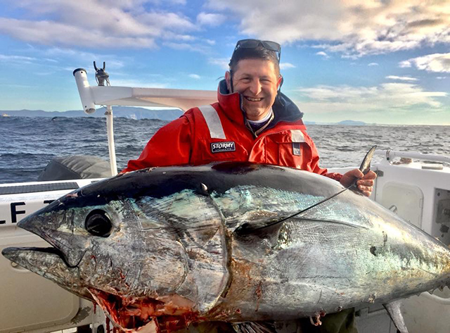 SKIPPER: Capt. Locki Nichols  SPECIES: Southern Bluefin Tuna WEIGHT: 100kg LURE: 8" JB Little Dingo.